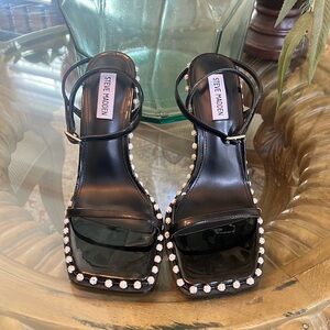 Steven Madden Zelle Heels